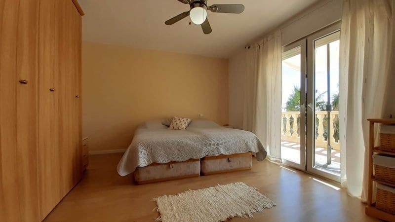 6 sypialnia Willa na sprzedaż w Moraira z basenem garażem - 1 100 000 € (Ref: 6753777)