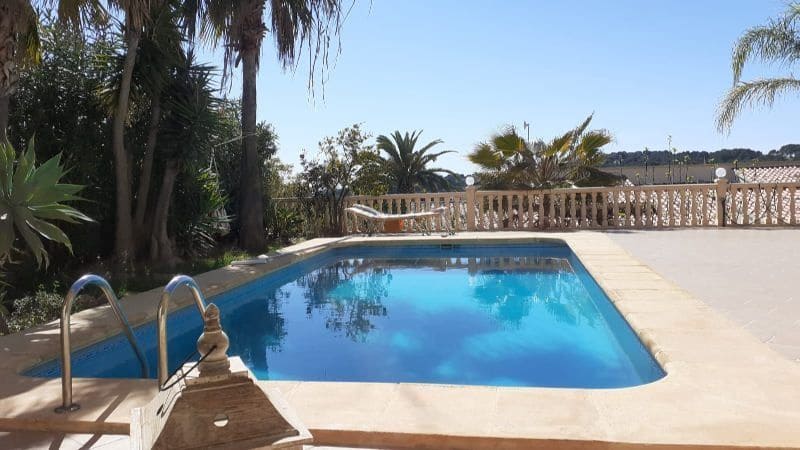 6 sypialnia Willa na sprzedaż w Moraira z basenem garażem - 1 100 000 € (Ref: 6753777)