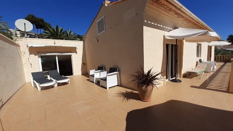 6 sypialnia Willa na sprzedaż w Moraira z basenem garażem - 1 100 000 € (Ref: 6753777)