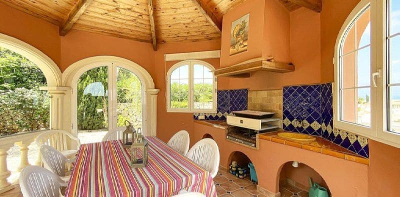 3 bedroom Villa for sale in Denia with pool garage - € 845,000 (Ref: 6778419)