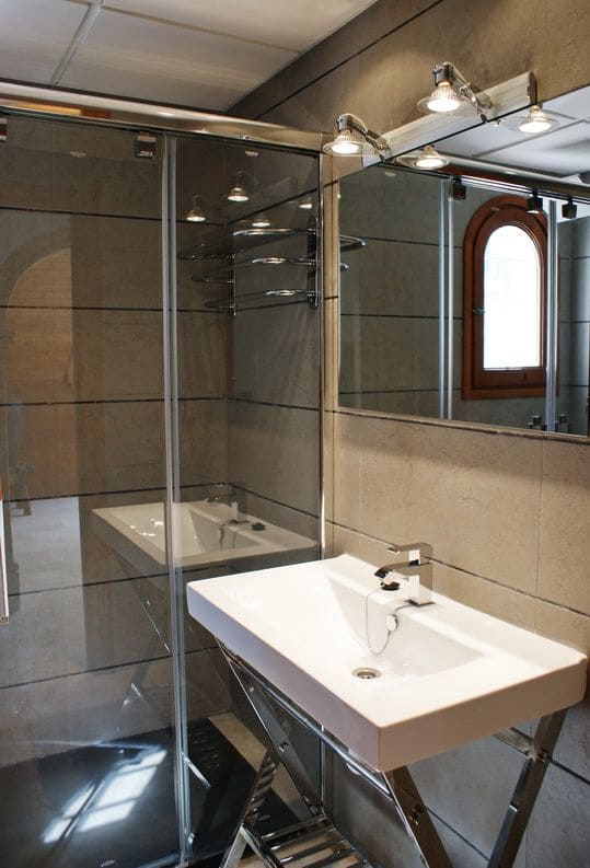 8 sypialnia Willa na sprzedaż w Adsubia z basenem garażem - 2 000 000 € (Ref: 6804975)