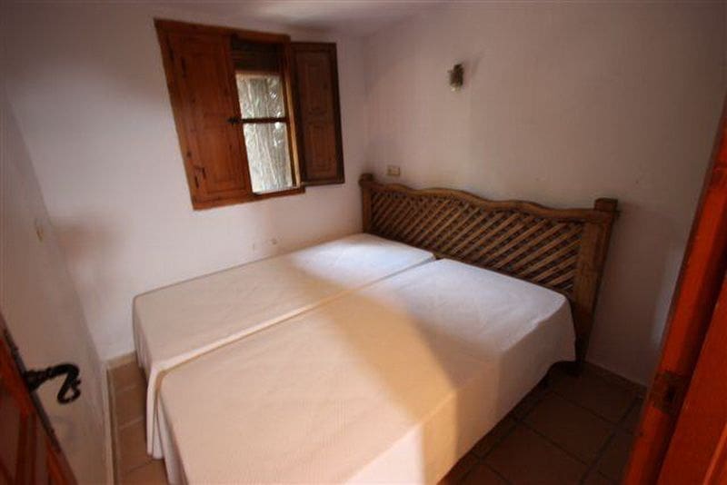 8 sypialnia Willa na sprzedaż w Adsubia z basenem garażem - 2 000 000 € (Ref: 6804975)