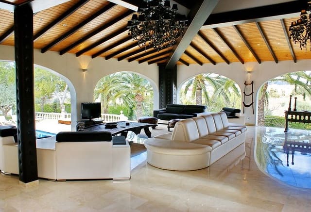 Chalet de 8 habitaciones en Adsubia, Javea / Xàbia en venta con piscina garaje - 2.000.000 € (Ref: 6804975)