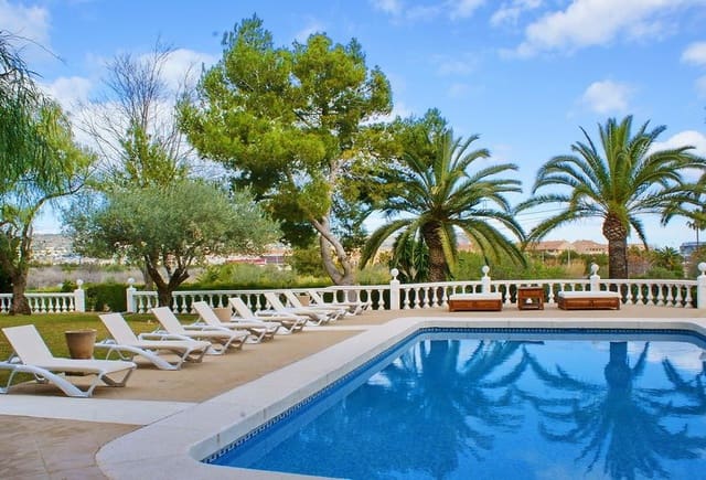 Chalet de 8 habitaciones en Adsubia, Javea / Xàbia en venta con piscina garaje - 2.000.000 € (Ref: 6804975)