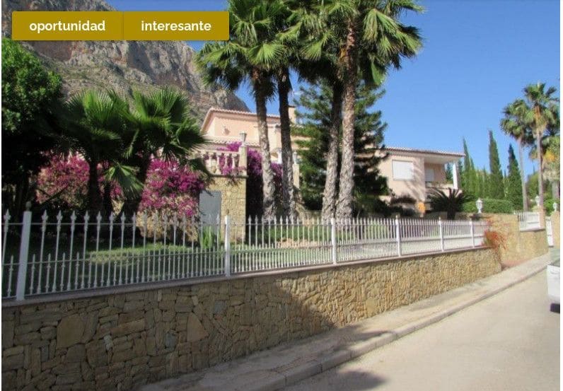 5 bedroom Villa for sale in Javea / Xabia with pool garage - € 1,365,000 (Ref: 6931336)