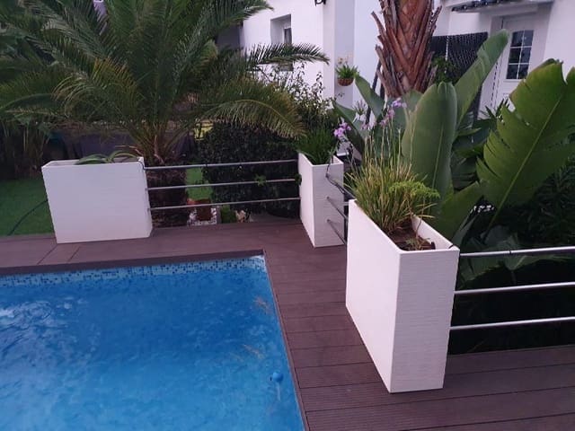 4 quarto Moradia para venda em Dénia com piscina garagem - 1 100 000 € (Ref: 7101659)