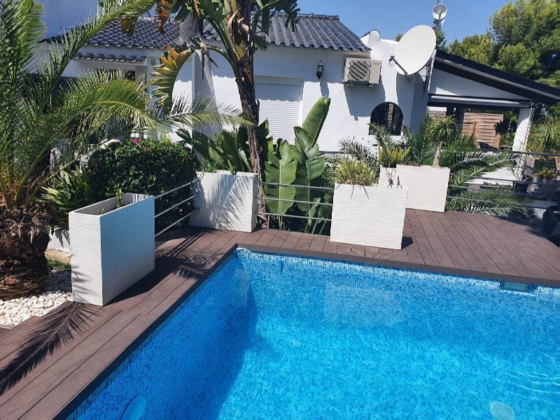 4 bedroom Villa for sale in Denia with pool garage - € 1,100,000 (Ref: 7101659)