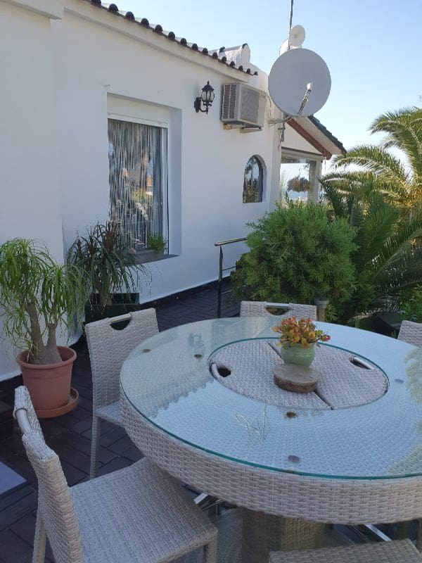 4 bedroom Villa for sale in Denia with pool garage - € 1,100,000 (Ref: 7101659)