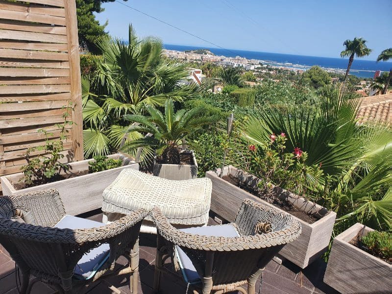 4 bedroom Villa for sale in Denia with pool garage - € 1,100,000 (Ref: 7101659)