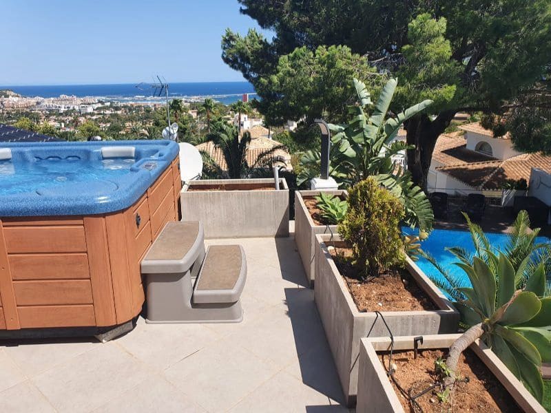 4 bedroom Villa for sale in Denia with pool garage - € 1,100,000 (Ref: 7101659)