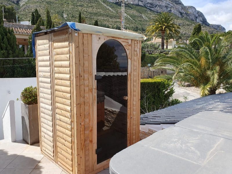 4 bedroom Villa for sale in Denia with pool garage - € 1,100,000 (Ref: 7101659)