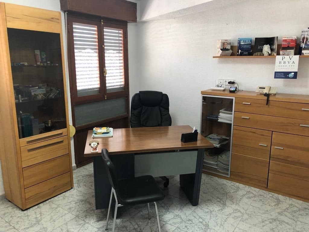 6 camera da letto Commerciale in vendita in Ontinyent con garage - 160.000 € (Rif: 7316294)