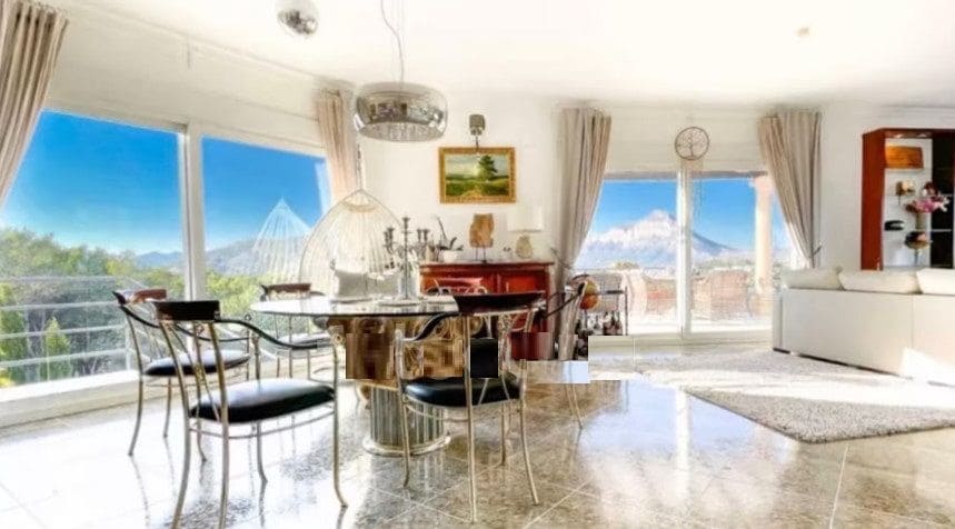 3 sypialnia Willa na sprzedaż w Javea / Xabia z basenem garażem - 980 000 € (Ref: 7419967)