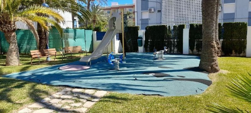 3 soveværelse Penthouse til salg i Denia med swimmingpool garage - € 485.000 (Ref: 7618307)