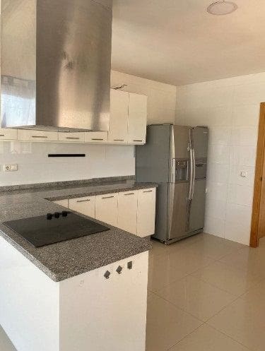 Chalet de 4 habitaciones en Altea en venta con piscina garaje - 1.200.000 € (Ref: 7662774)