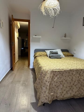 Apartamento de 1 habitación en Las Marinas / Les Marines, Dénia en venta con garaje - 150.000 € (Ref: 7699400)