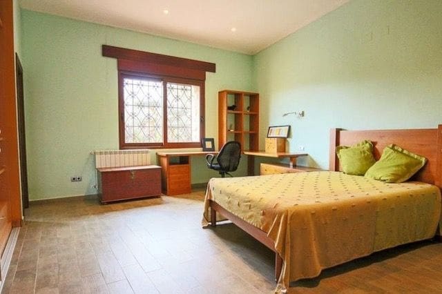 4 bedroom Villa for sale in Pedreguer with pool garage - € 990,000 (Ref: 7749023)