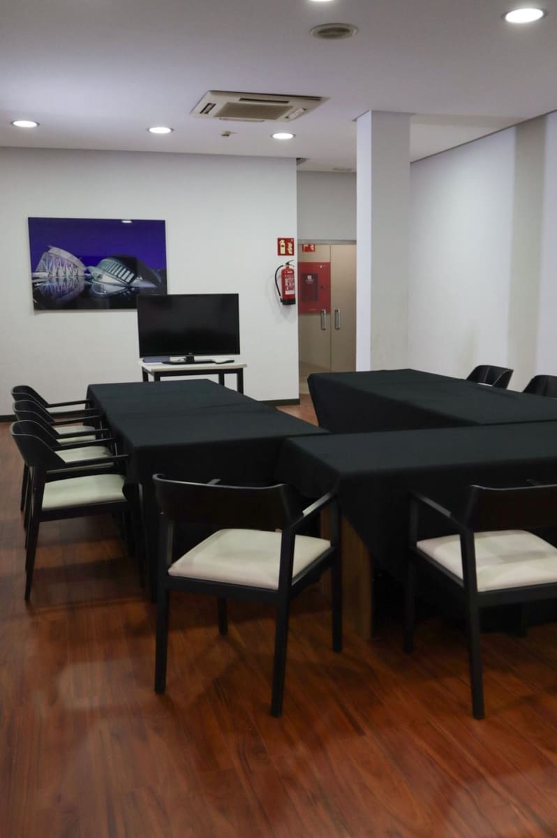 73 quarto Hotel para venda em Valencia cidade com garagem - 12 000 000 € (Ref: 7863138)