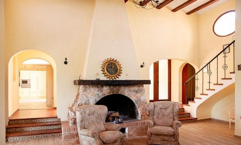 8 bedroom Villa for sale in Javea / Xabia with pool garage - € 1,290,000 (Ref: 8002349)