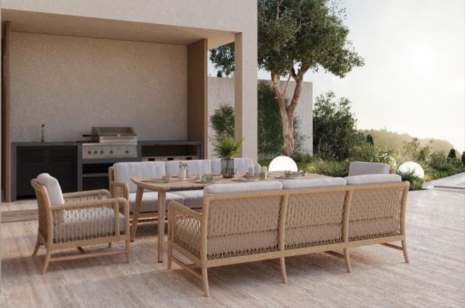 5 bedroom Villa for sale in Calpe / Calp with pool garage - € 1,200,000 (Ref: 8110100)