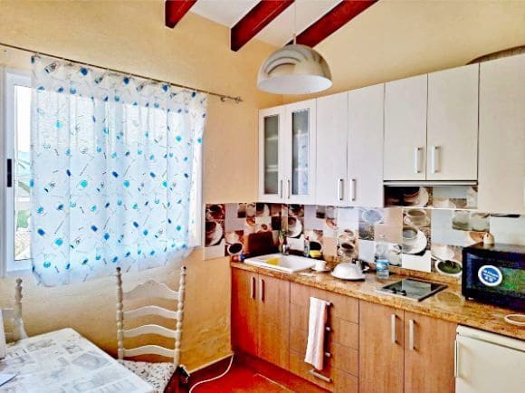 5 bedroom Villa for sale in Calpe / Calp with pool garage - € 695,000 (Ref: 8204786)