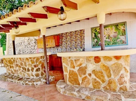 5 bedroom Villa for sale in Calpe / Calp with pool garage - € 695,000 (Ref: 8204786)