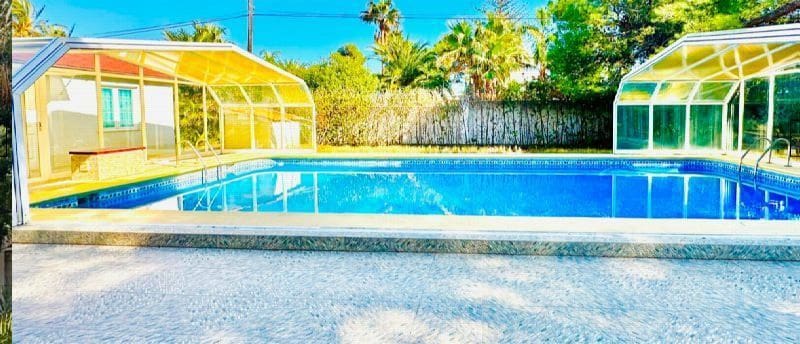 5 soveværelse Villa til salg i Denia med swimmingpool garage - € 2.790.000 (Ref: 8212829)