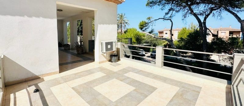 5 soveværelse Villa til salg i Denia med swimmingpool garage - € 2.790.000 (Ref: 8212829)