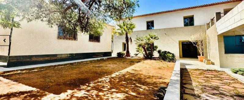 5 soveværelse Villa til salg i Denia med swimmingpool garage - € 2.790.000 (Ref: 8212829)