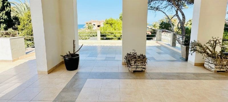 5 soveværelse Villa til salg i Denia med swimmingpool garage - € 2.790.000 (Ref: 8212829)