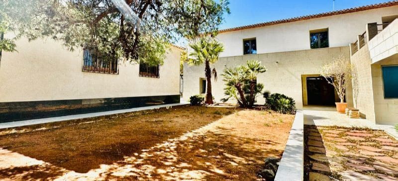5 soveværelse Villa til salg i Denia med swimmingpool garage - € 2.790.000 (Ref: 8212829)