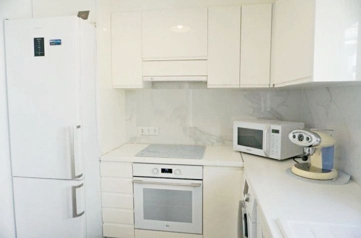 Chalet de 4 habitaciones en Altea en venta con piscina garaje - 645.000 € (Ref: 8215579)