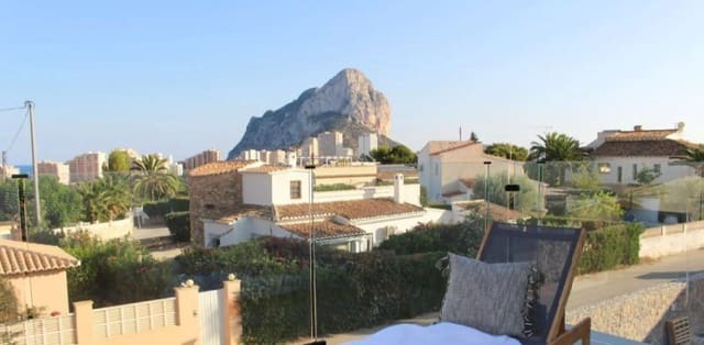 3 makuuhuone Paritalo myytävänä paikassa Calpe / Calp mukana uima-altaan 
autotalli - 511 000 € (Ref: 8232808)