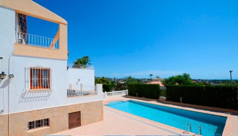 7 bedroom Villa for sale in Calpe / Calp with pool garage - € 890,000 (Ref: 8267592)