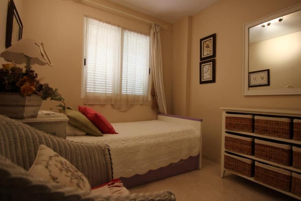 3 soveværelse Lejlighed til leje i Javea / Xabia med swimmingpool garage - € 1.200 (Ref: 8300098)