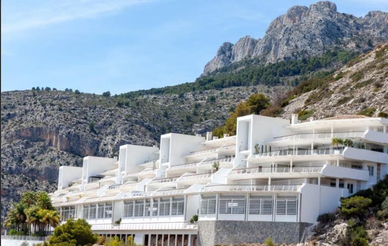 2 soveværelse Lejlighed til salg i Altea med swimmingpool garage - € 690.000 (Ref: 8322441)