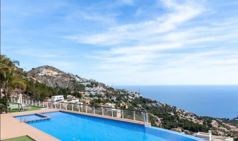 2 soveværelse Lejlighed til salg i Altea med swimmingpool garage - € 690.000 (Ref: 8322441)