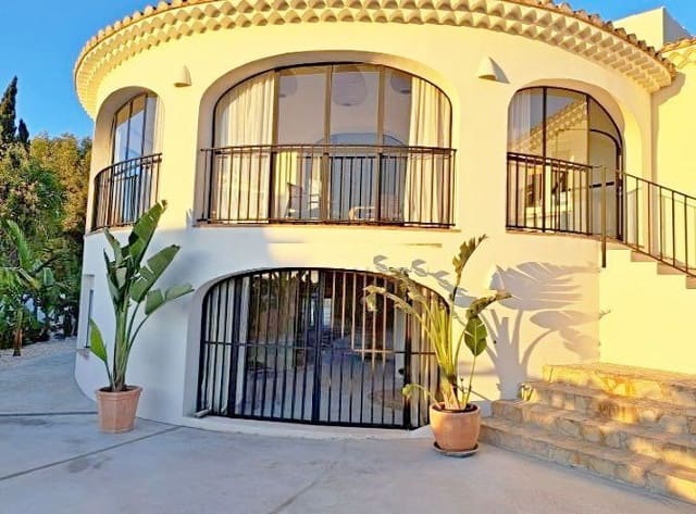 3 sovrum Villa till salu i Cometa - Carrió, Calpe / Calp med pool garage - 799 000 € (Ref: 8337523)