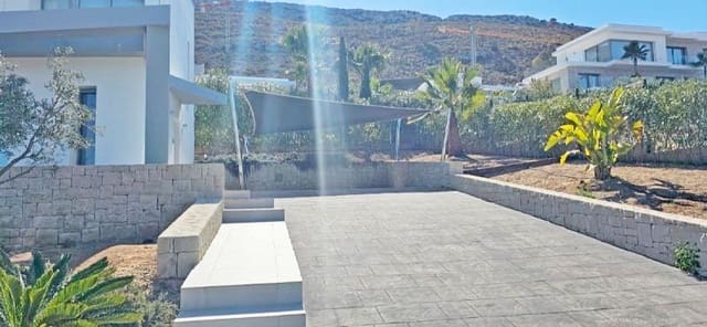 4 quarto Moradia para venda em Javea / Xàbia com piscina garagem - 1 250 000 € (Ref: 8339438)