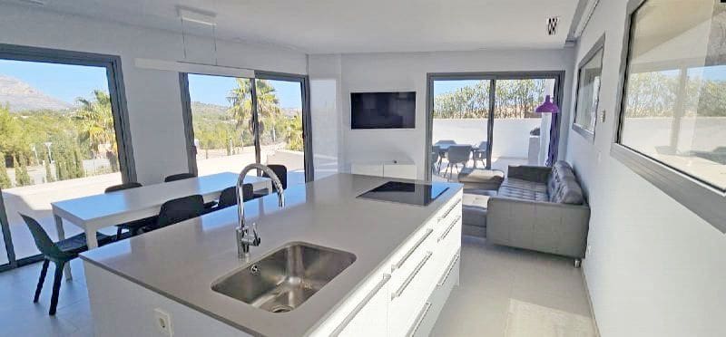 4 quarto Moradia para venda em Javea / Xabia com piscina garagem - 1 250 000 € (Ref: 8339438)