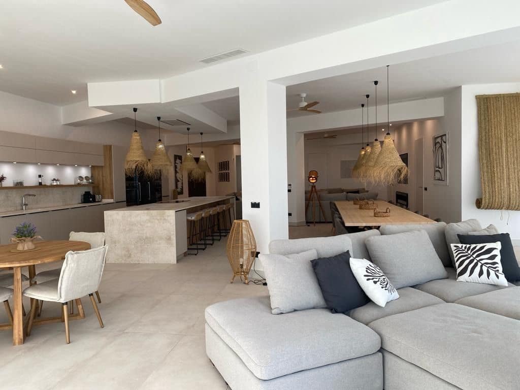 8 soveværelse Villa til salg i Denia med swimmingpool garage - € 2.000.000 (Ref: 8436695)