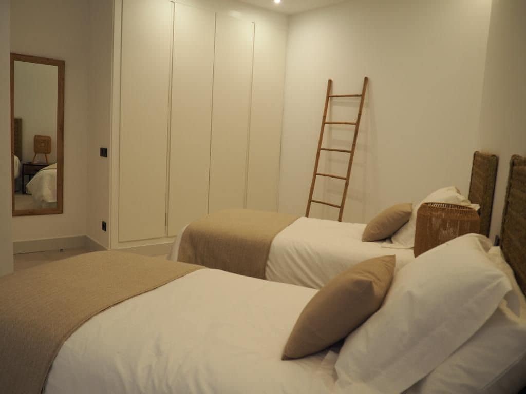 8 soveværelse Villa til salg i Denia med swimmingpool garage - € 2.000.000 (Ref: 8436695)