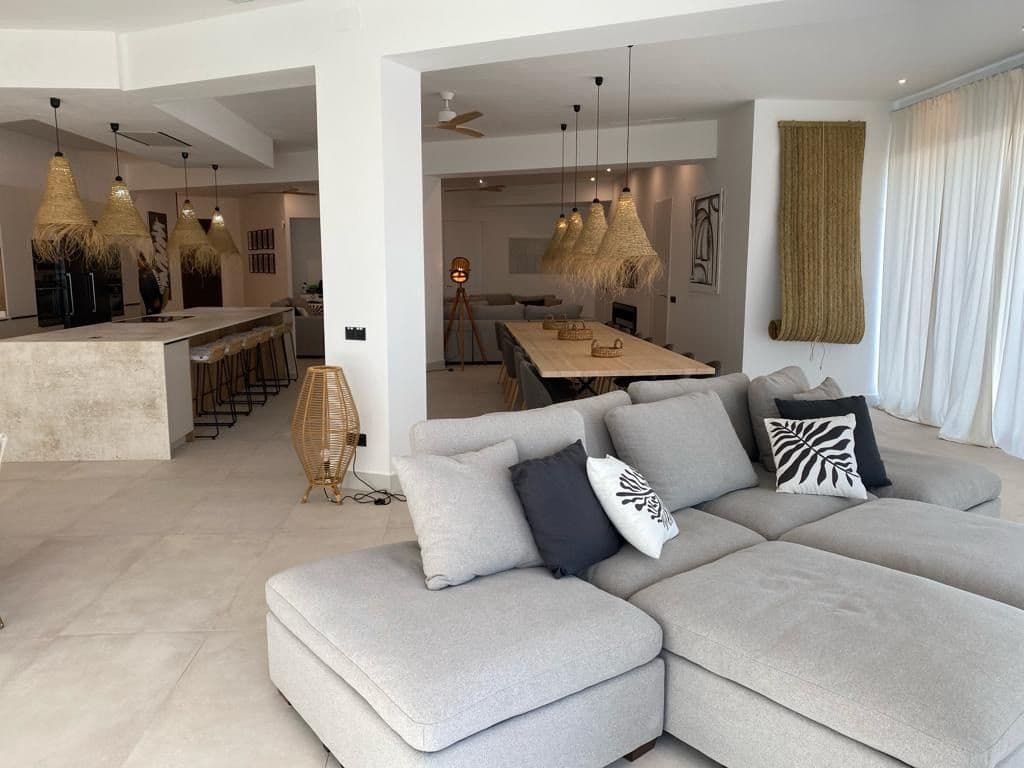 8 soveværelse Villa til salg i Denia med swimmingpool garage - € 2.000.000 (Ref: 8436695)