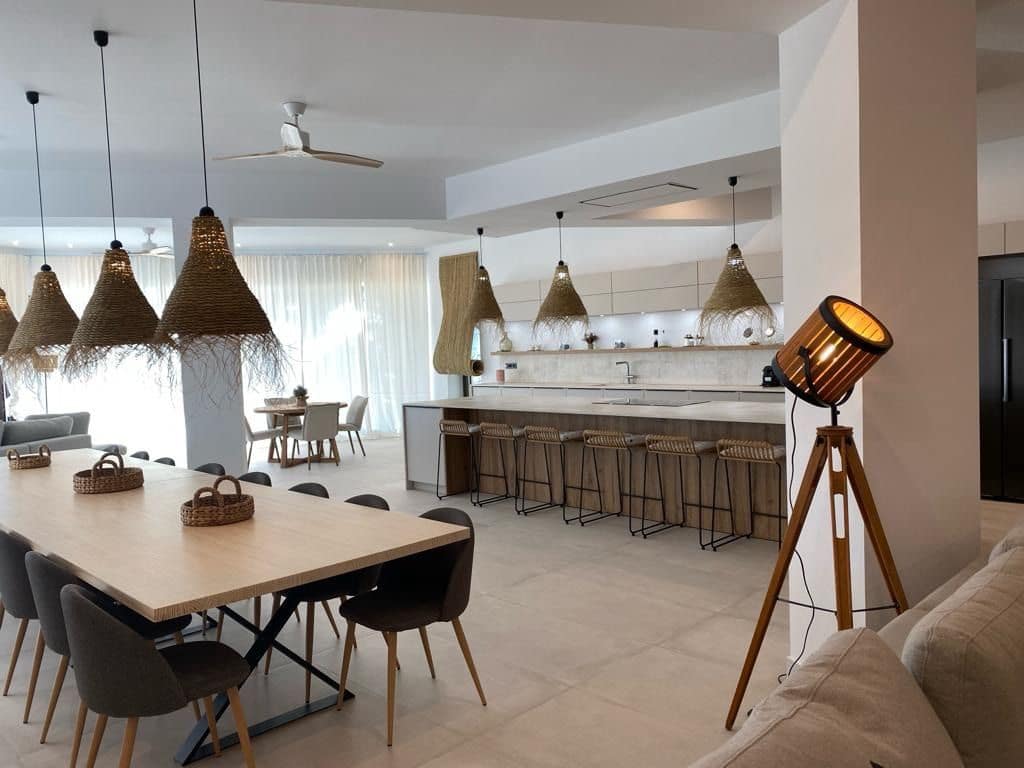 8 soveværelse Villa til salg i Denia med swimmingpool garage - € 2.000.000 (Ref: 8436695)