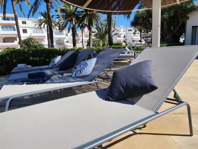 8 soveværelse Villa til salg i Las Marinas / Les Marines, Dénia med swimmingpool garage - € 2.000.000 (Ref: 8436695)