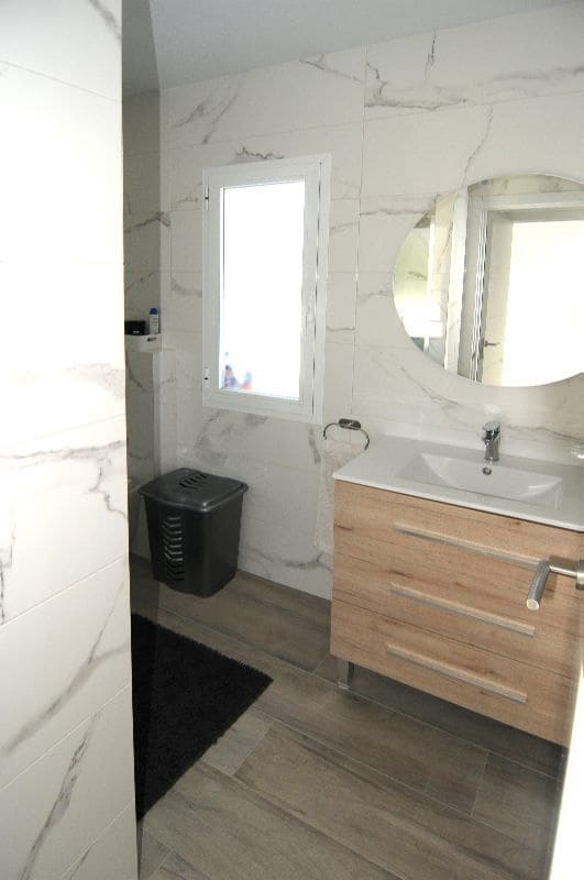 3 soverom Kjedet enebolig til salgs i Calpe / Calp med svømmebasseng garasje - € 480 000 (Ref: 8494768)