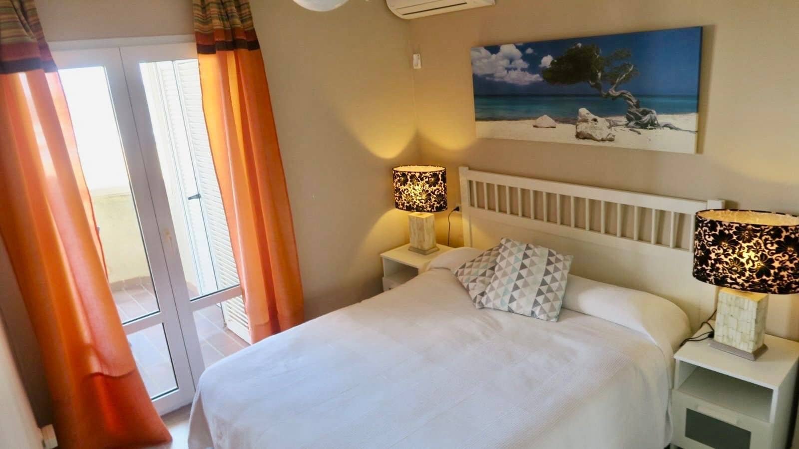 2 slaapkamer Appartement te koop in Denia met zwembad garage - € 640.000 (Ref: 8508643)