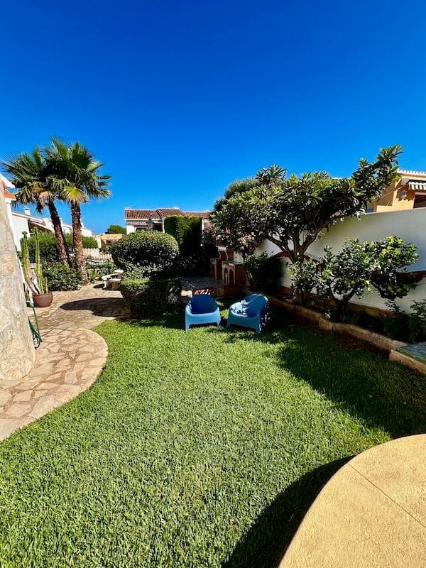 2 sovrum Villa till salu i Denia med pool garage - 650 000 € (Ref: 8508644)