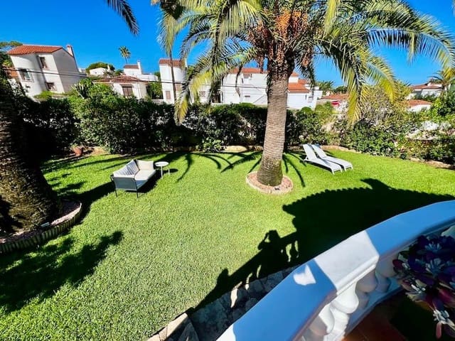 2 makuuhuone Huvila myytävänä paikassa La Pedrera - Vessanes, Dénia mukana uima-altaan 
autotalli - 650 000 € (Ref: 8508644)