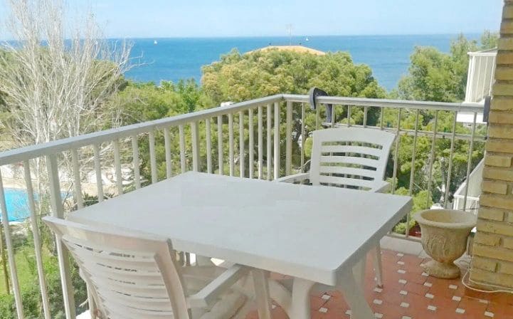 2 bedroom Apartment for sale in Denia with pool garage - € 327,000 (Ref: 8538170)
